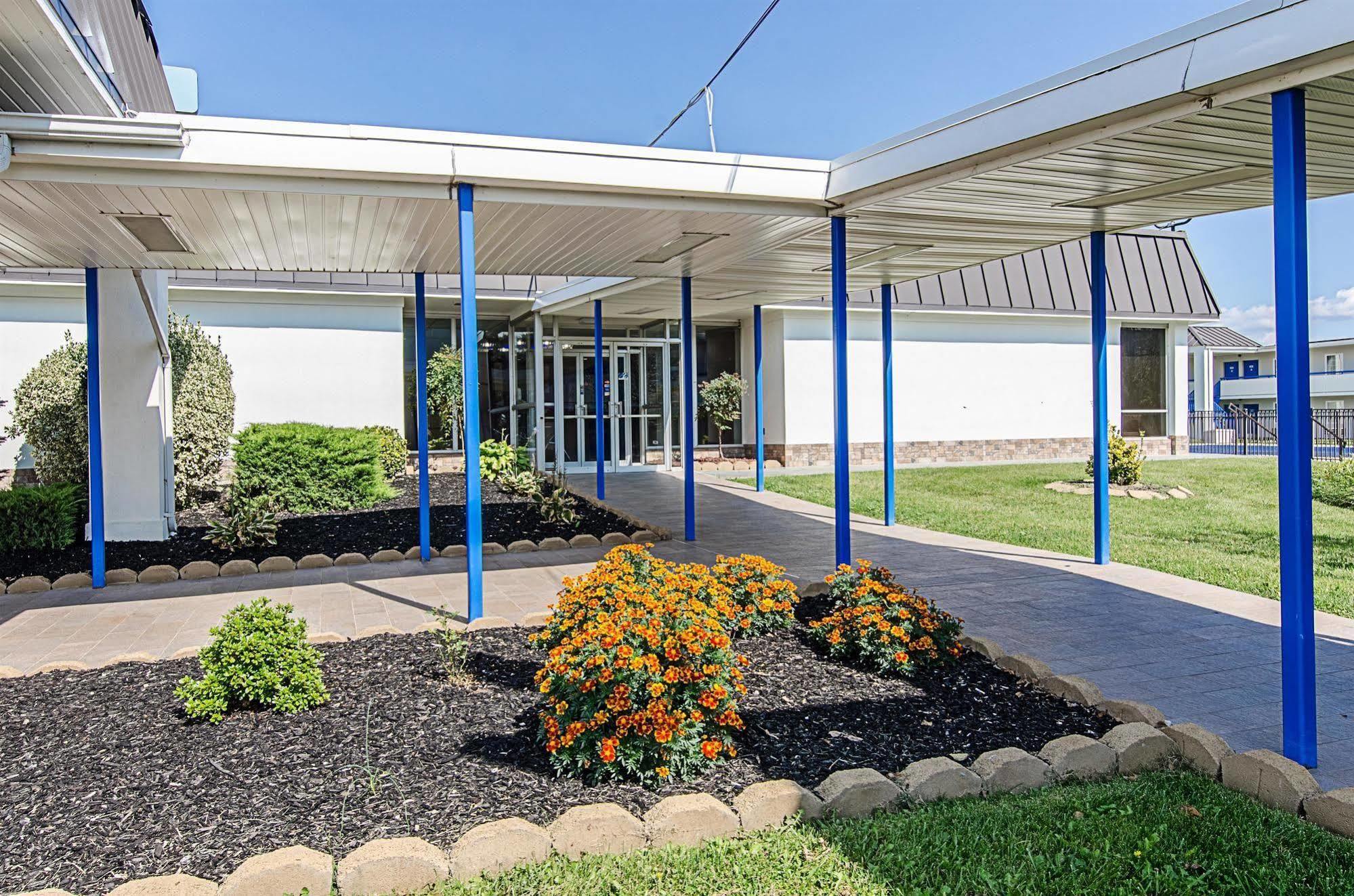 Motel 6-Staunton, VA Esterno foto
