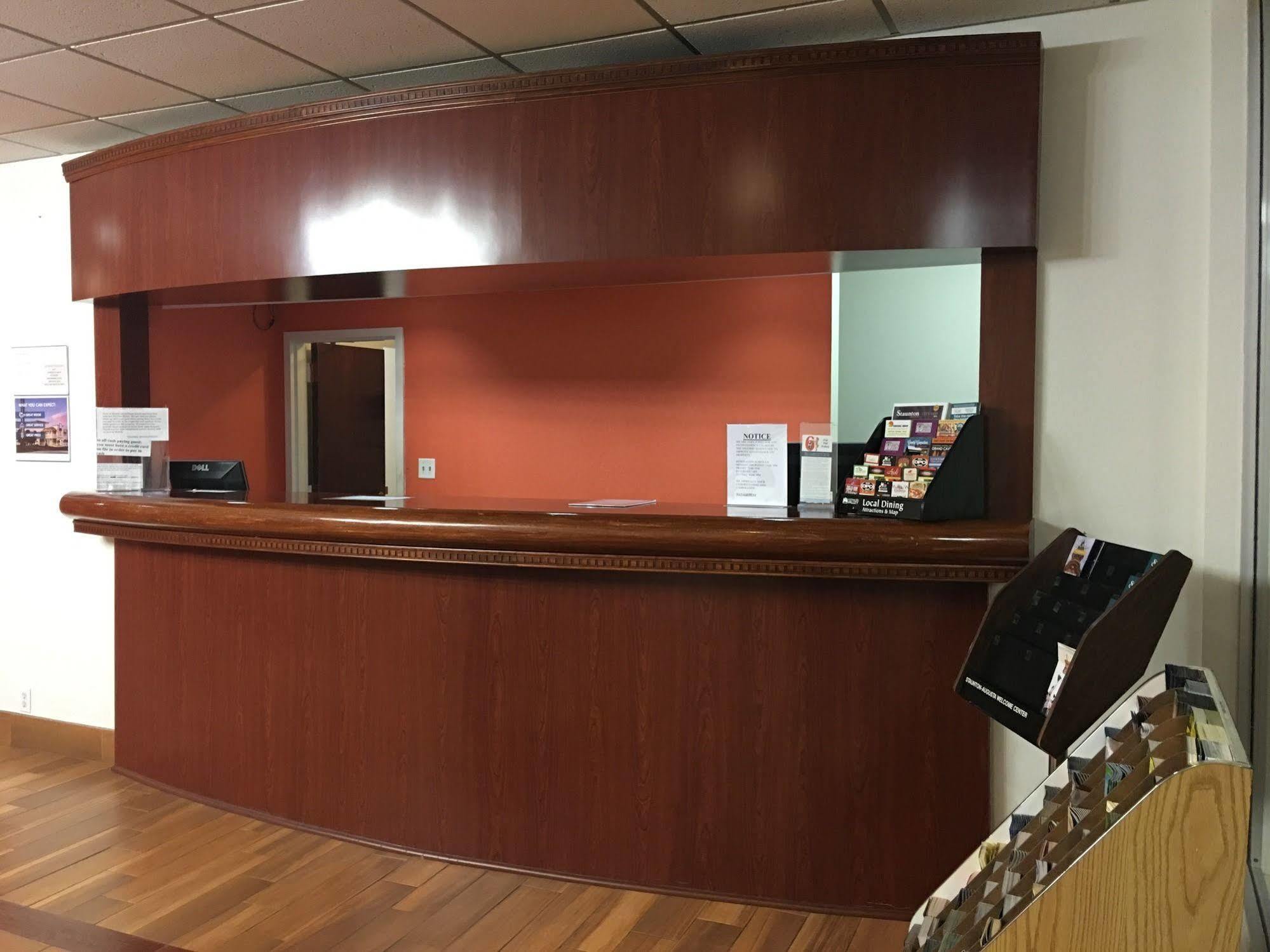 Motel 6-Staunton, VA Esterno foto